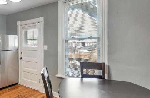 Southwest Garden House | Historic First Floor Tower Grove Unit with 4 queen beds STL 1W