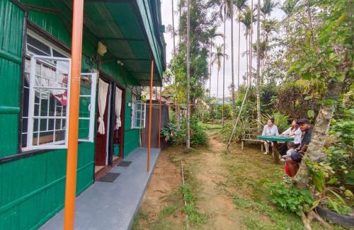 Mawlynnong House | Safi Home Stay