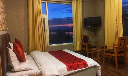 Nishat-Shalimar Hotel | FabHotel Prime Rozan Jaai