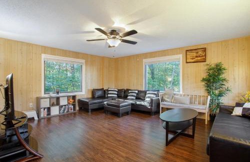 Stevensville House | Stevensville Home Near Beach, State Parks and More!