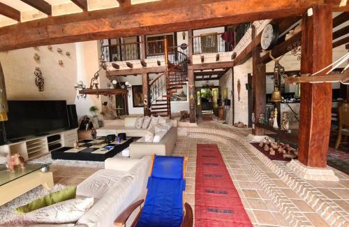 Calima House | Cartuja Holguín - Chalet Casa Finca Lago Calima