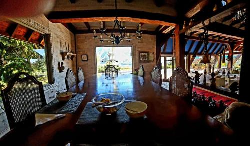 Calima House | Cartuja Holguín - Chalet Casa Finca Lago Calima