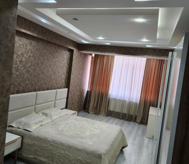 Khatai Apartment | İlk apartment