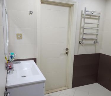 Khatai Apartment | İlk apartment