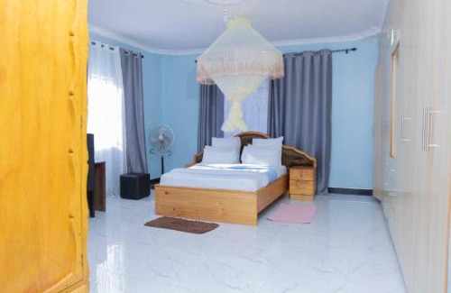 Mzuzu Bed & Breakfast | BEPfINA LUXURY SUITE