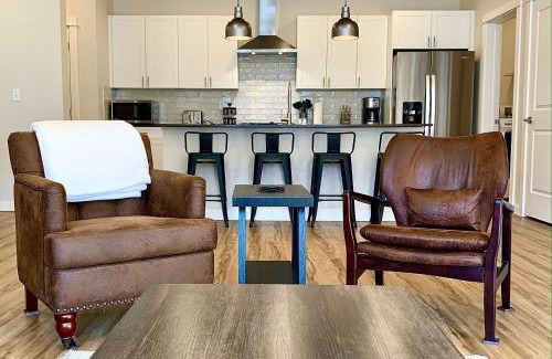 Livingston House | Livingston Condo