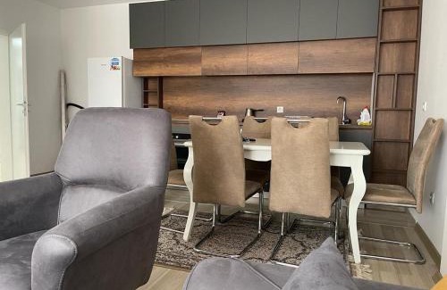 Çagllavicë Apartment | SMART HOST