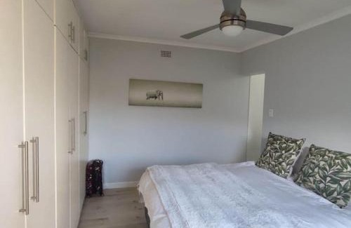 Lakeside Apartment | Klein Aurora