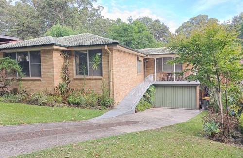 Beecroft House | Large, Spacious and Comfortable House in Beecroft