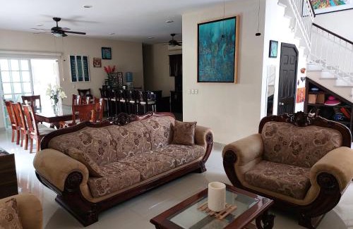 Colonia Repobladores House | Ohana Casa de Artes