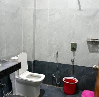 Gadarwara Hotel | Hotel RD Palace Narsinghpur