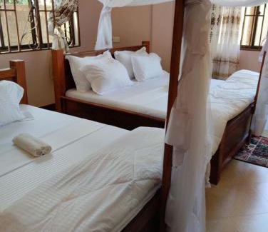 Mto wa Mbu Bed & Breakfast | Friend's of manyara wildlife, campsite & lodge