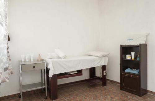 Jiutepec Hotel | HostPal Hotel Lomas de Jiutepec