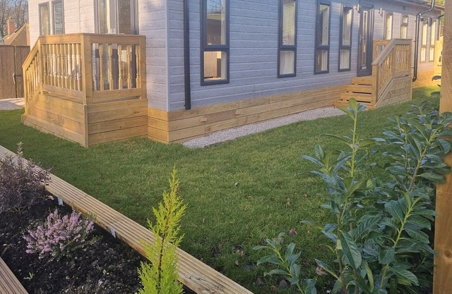 2 bedroom accommodation in Little Weighton, Nr Beverley