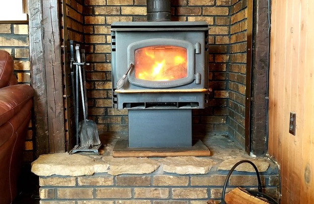 Cozy Countryside Getaway @ Kerlin Schoolhouse