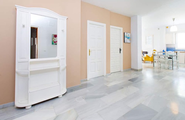 BB Suite (3 double rooms)