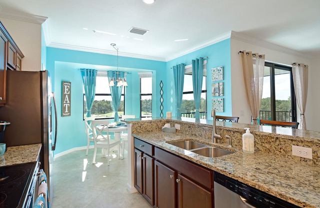 Unprecedented Golf! Penthouse Condo Lakewood National Golf & CC. Lakewood Ranch