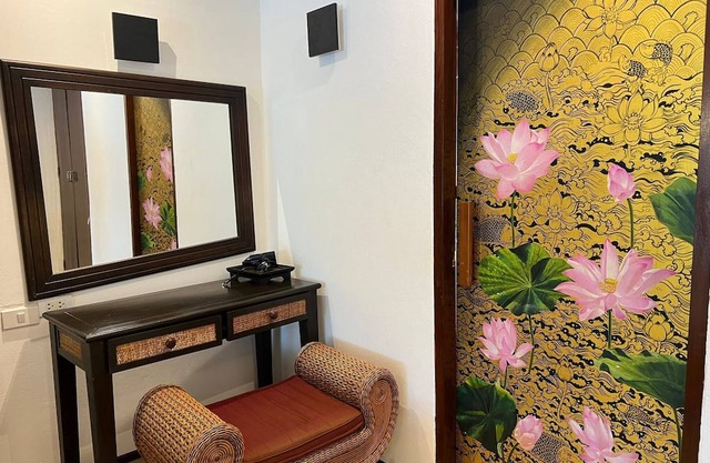 Rainbow Arokaya Holistic Longevity Welln