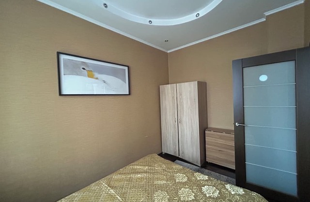 Spacious apartment near railway station