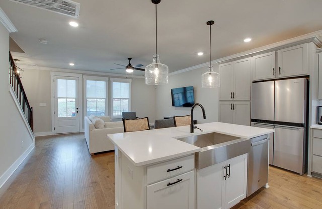 Townhome in charming Town Madison