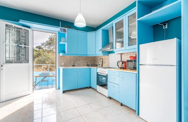 Apartment 'Bella's House' with Mountain View, Wi-Fi and Air Conditioning