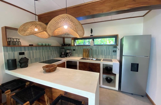 Charming 1-bedroom apartment with WiFi, AC in pleasant Punta Uva