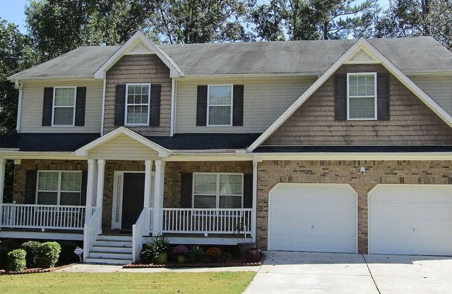 Charming 1-bedroom space with livingroom WiFi and AC in fabulous Douglasville