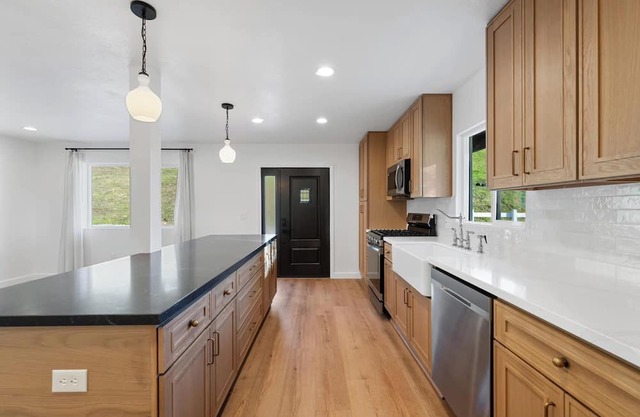 Charming 2-bedroom Casita with AC, WiFi in wonderful Temecula