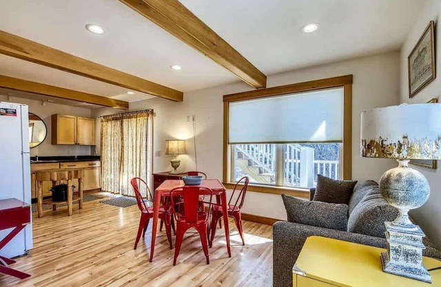 Winter Harbor: Two Ocean View Getaways