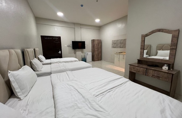 4-bedroom apartment in delightful Madinah with AC, WiFi. Enjoy your stay