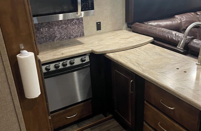 Toy Hauler- 43' Camp Style in private lake area.