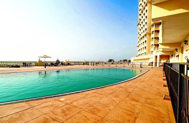 Vibrant cosy Studio on Ras al Khaimas gorgeous beach.