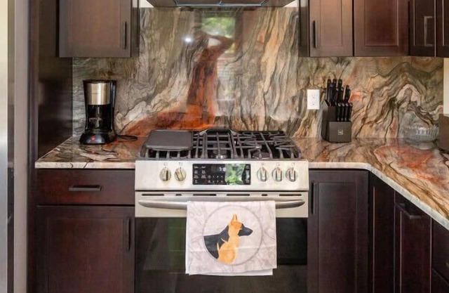 Swan Lake Bird House