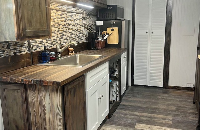 Tiny Cabin in the Woods!