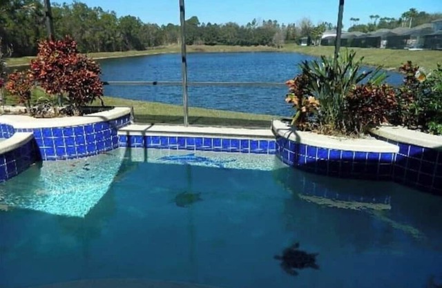 AVH2909SVC 4 bed 3.5 bath, 2 masters and lake view