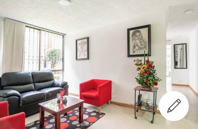 A 5 Minutos del Airport, Bello Apto con 300 Megas Internet, Gimnasio, Piscina