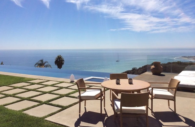Malibu Villa with Infinity Pool, Spectacular 180 degree Coastal Views