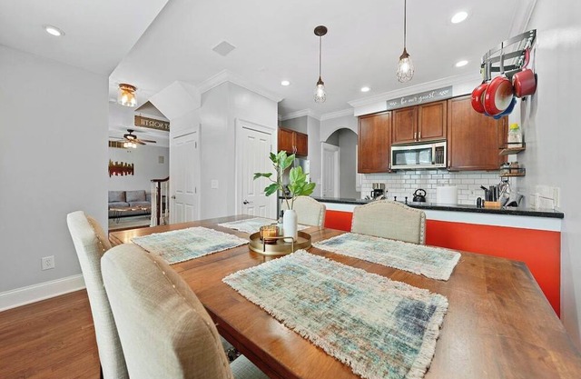 25 Beds /Best Location-2 Homes!