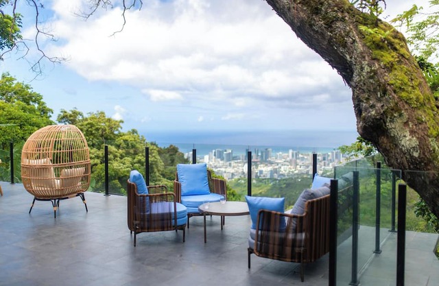 Tropical Jungle Ocean View Guest House