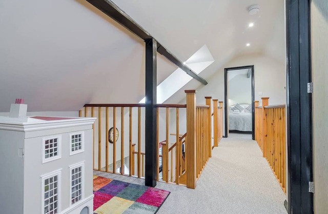 Pass the Keys | ★Walnut Tree Cottage★ Huge garden near Canterbury