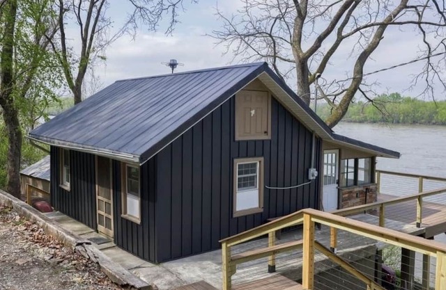 Farmhouse Riverfront Retreat