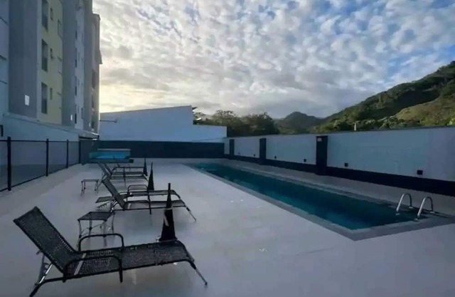 Apto Novo, No Centro de Ubatuba