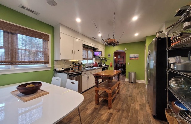 House in quiet neighborhood, on the water, with large backyard