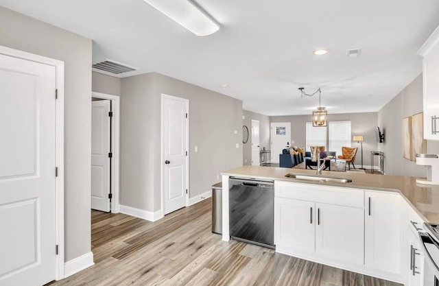 Charming Simpsonville 3BR/2BA Home, Pet-Friendly!