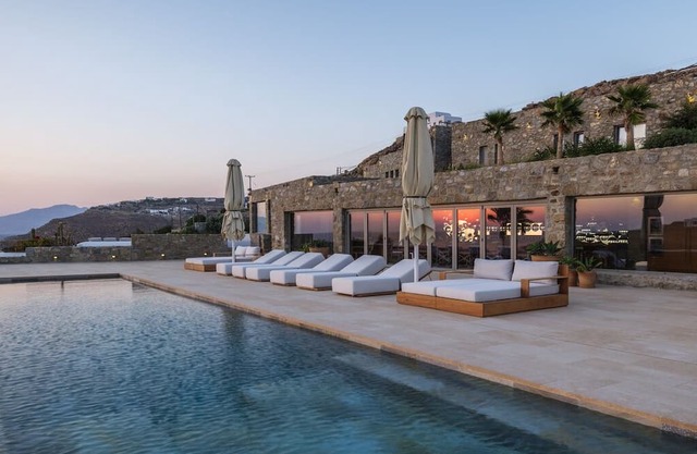 BH914 - C - Villa Mykonos