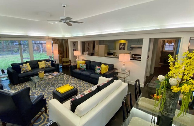 Welcome to OG, the premier guesthouse in Clarksdale. One mile from the jukes!