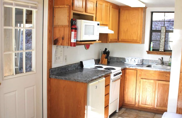 Two Bedroom Tiny Home in the heart of the Ozark Wilderness