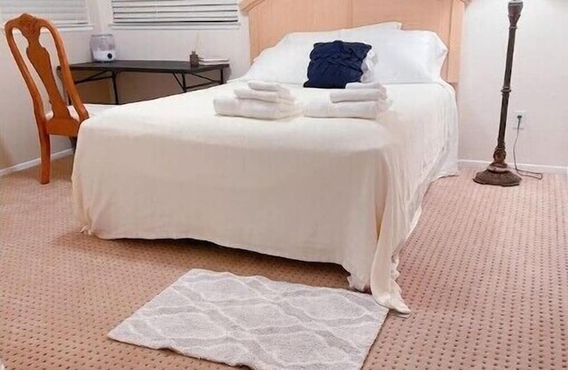 Nice Private Room 2 Riverside