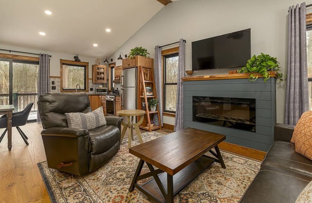 Retreats/Family Reunions- Stay at Tulipwood Cabins