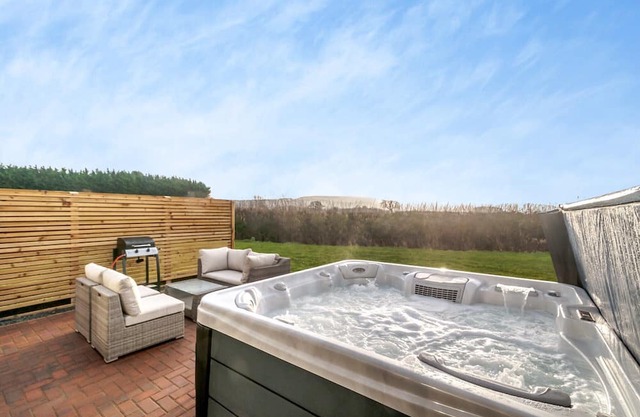 2 bedroom accommodation in Guisborough